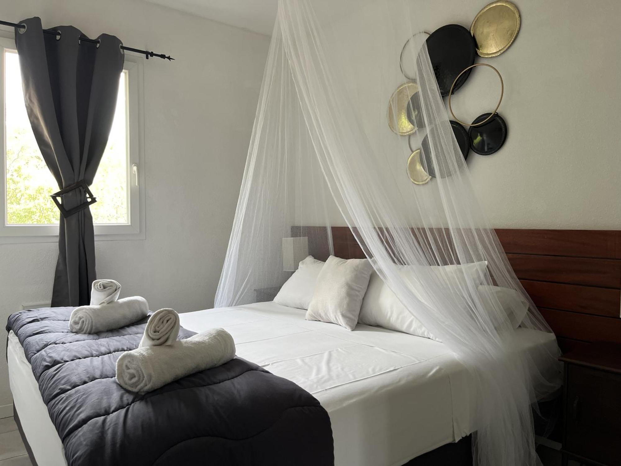 Mont Bouquet Lodge-Residence Hoteliere Brouzet-les-Ales Ngoại thất bức ảnh