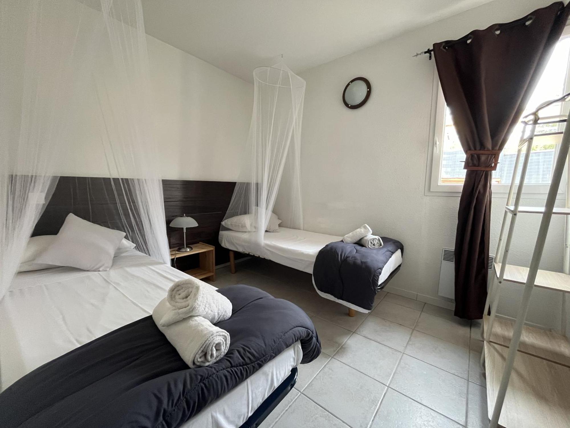 Mont Bouquet Lodge-Residence Hoteliere Brouzet-les-Ales Ngoại thất bức ảnh