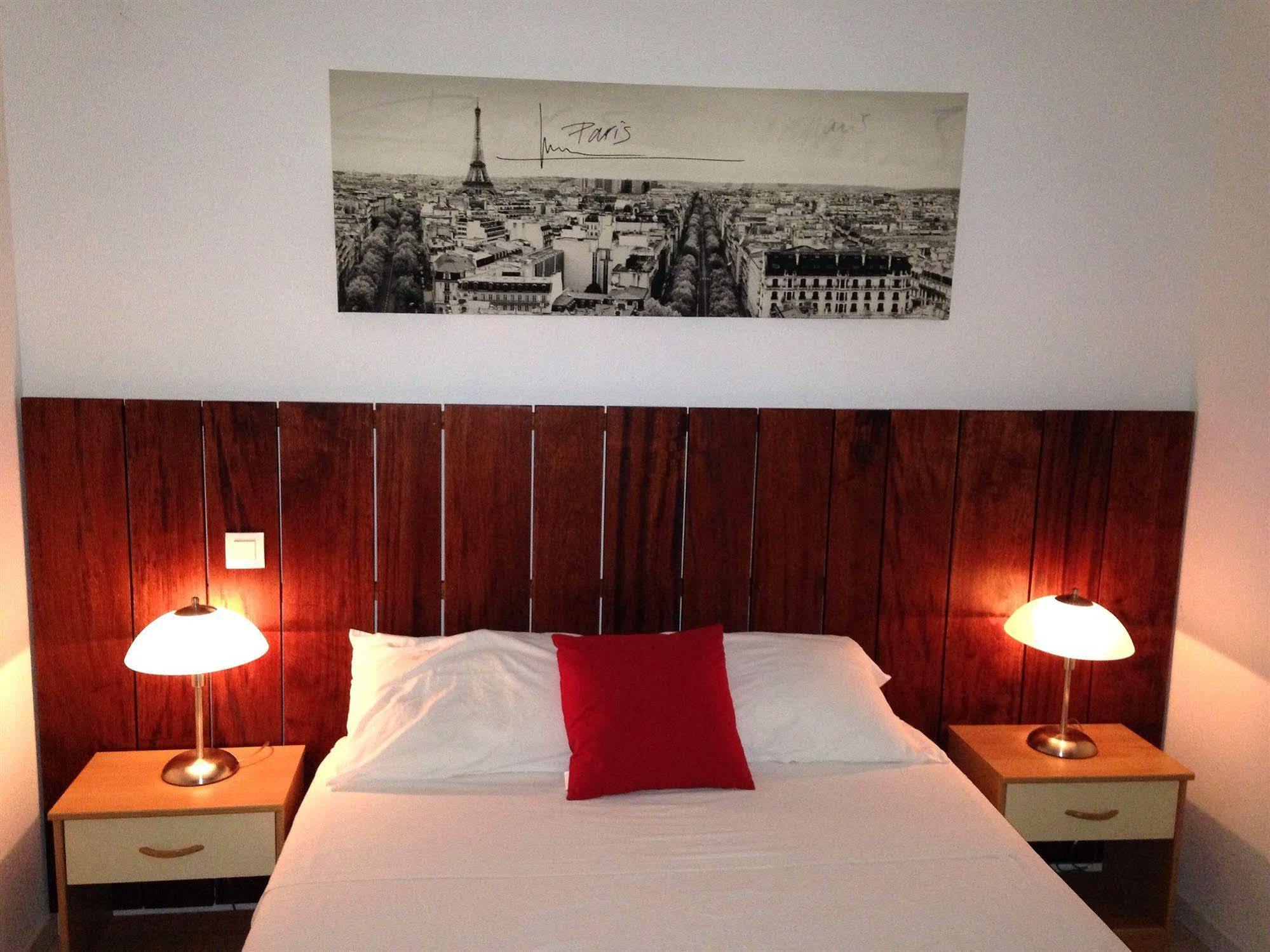 Mont Bouquet Lodge-Residence Hoteliere Brouzet-les-Ales Ngoại thất bức ảnh